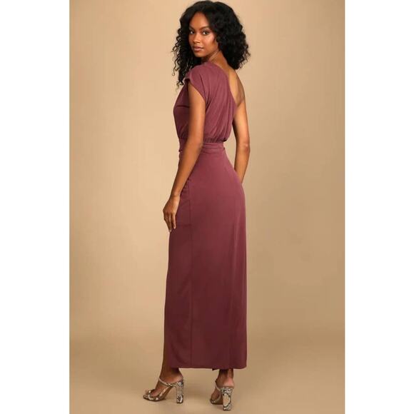 Lulu's Women's Take Me Out One Shoulder Maxi Dress Size Medium Washed Plum - Picture 2 of 12